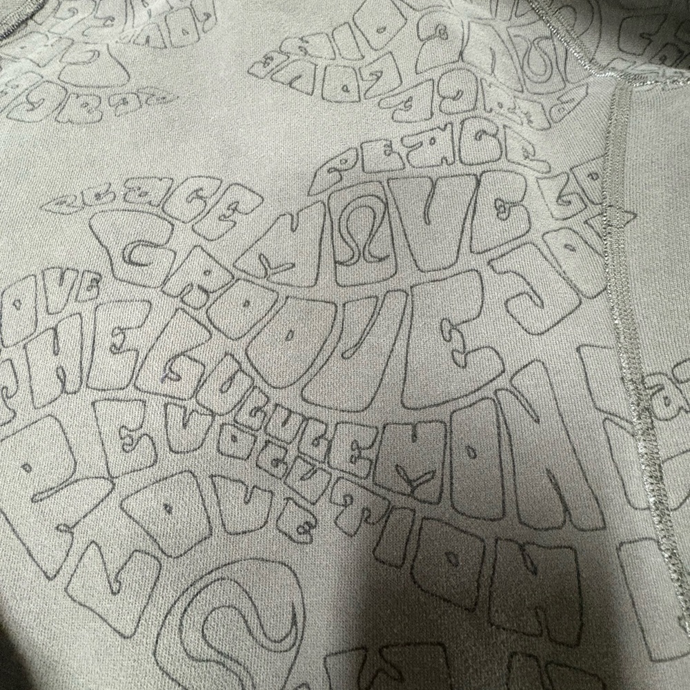Lululemon Scuba hoodie - Picture 5 of 8